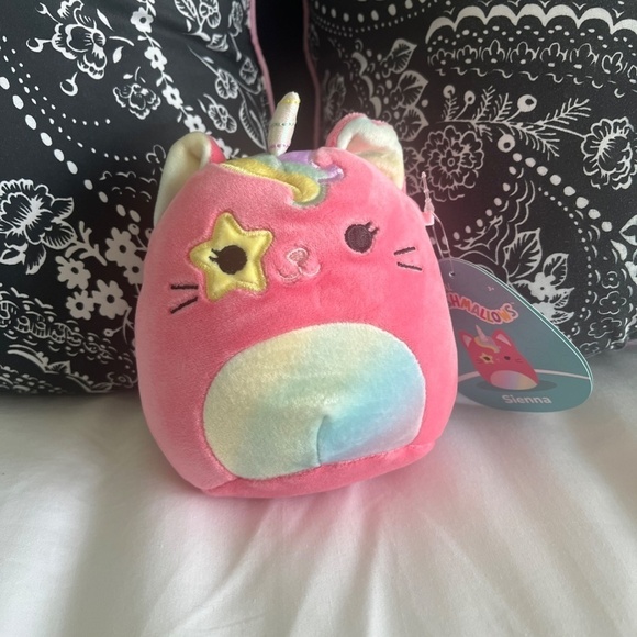Squishmallows Other - Unicorn Cat SIENNA 5” Squishmallows